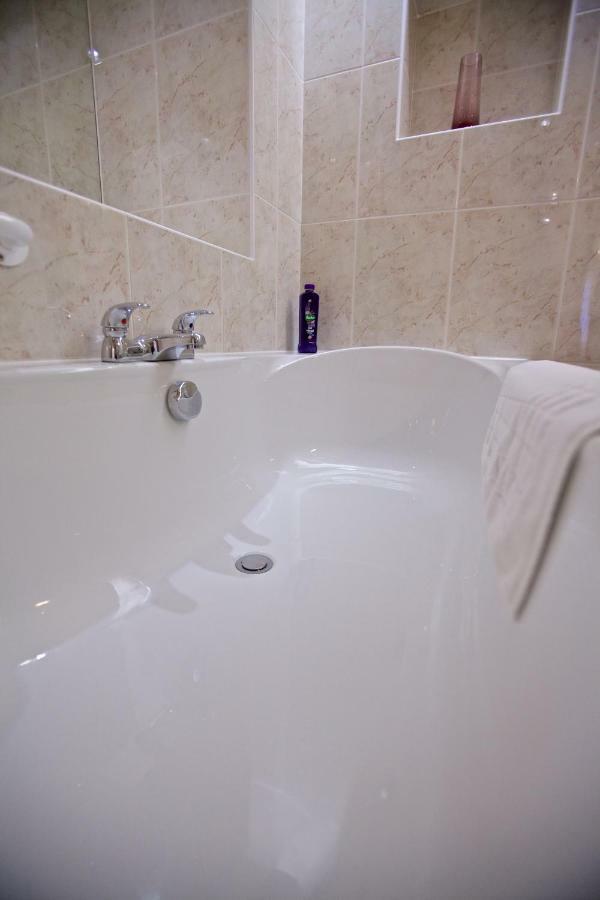 Sebay Mill Holiday Apartments Toab Esterno foto