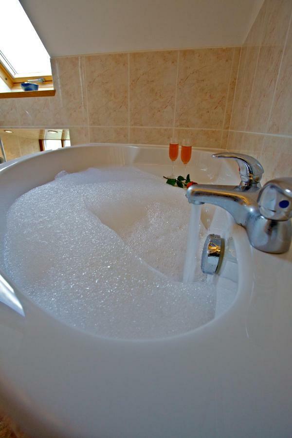 Sebay Mill Holiday Apartments Toab Esterno foto